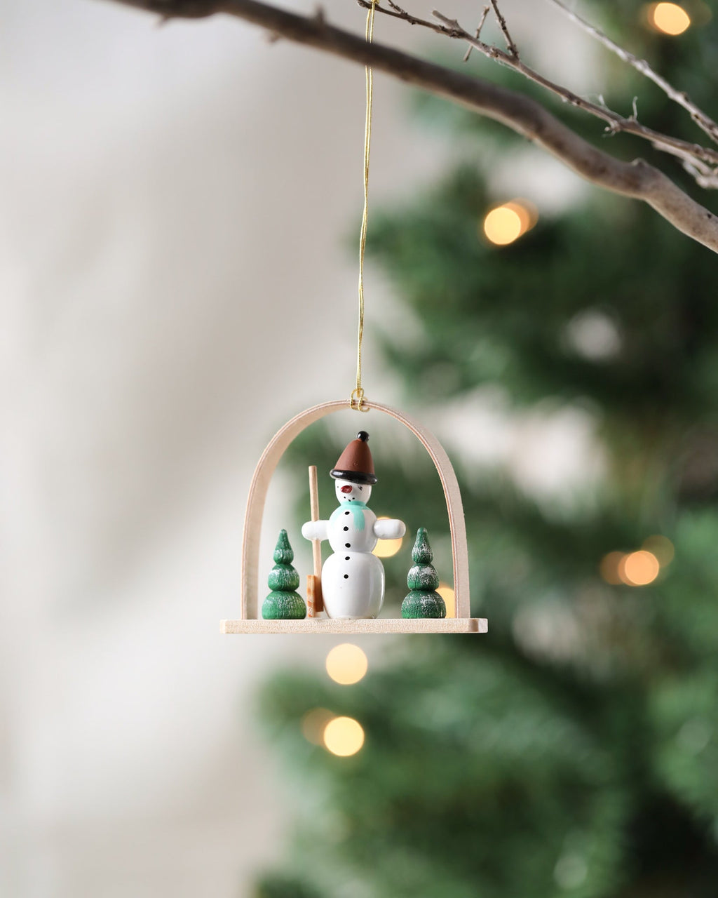 Christian Ulbricht Ornament - Arch With Snowman