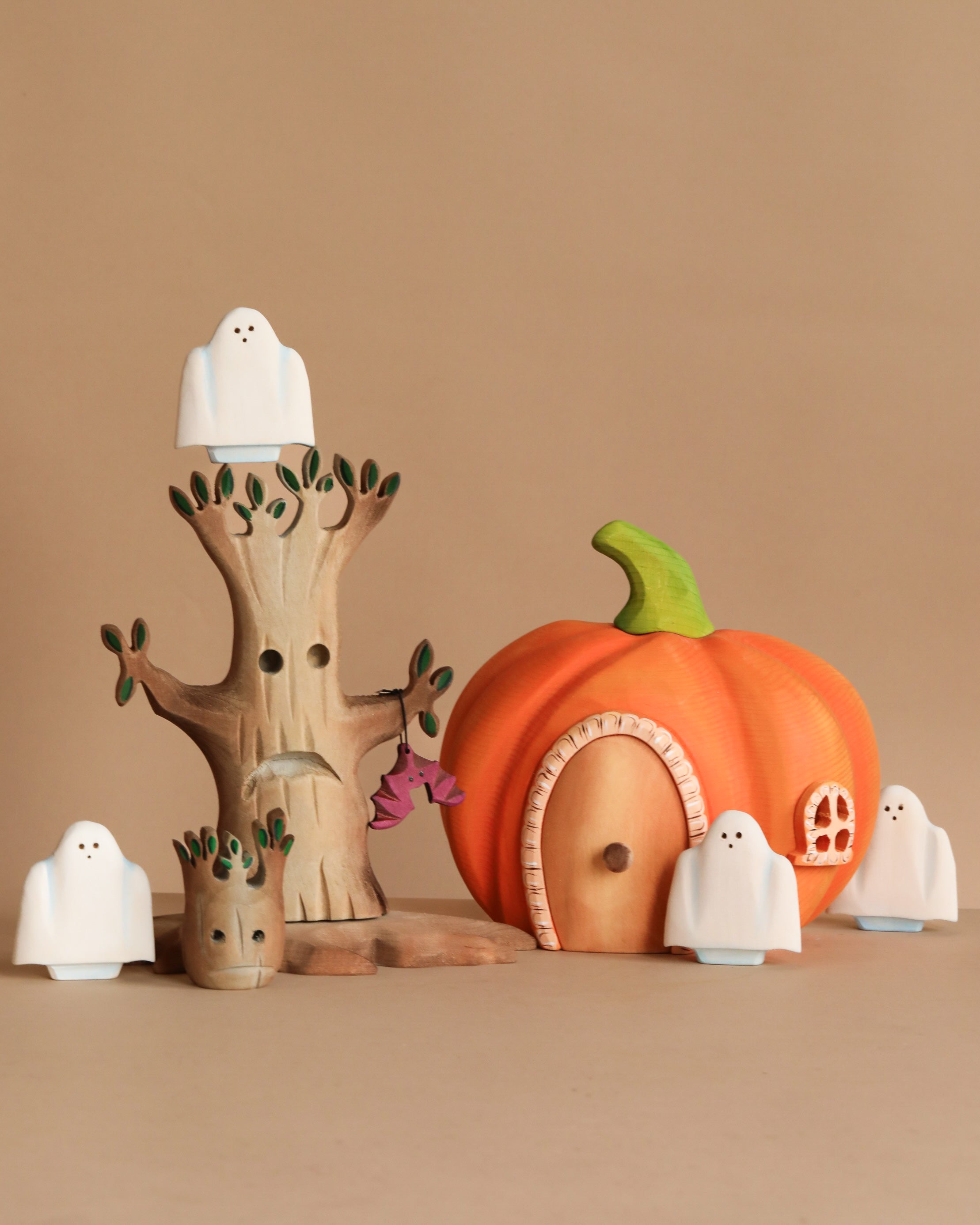 Bumbu Handmade Wooden Pumpkin House