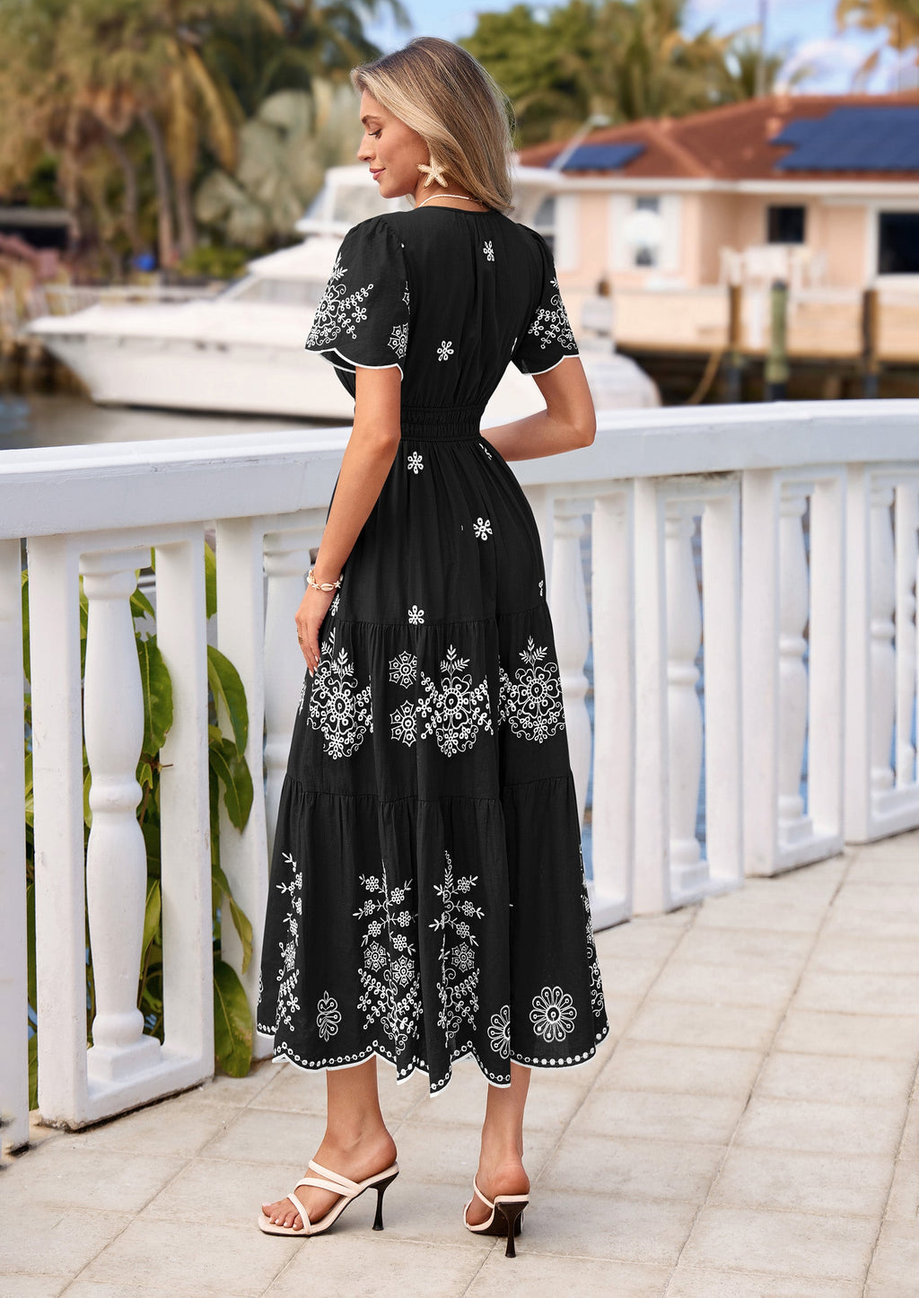 PRETTYGARDEN Boho Dresses for Women Summer Spring Casual Floral Short Sleeve V Neck Maxi Elastic Waist Dress Pockets