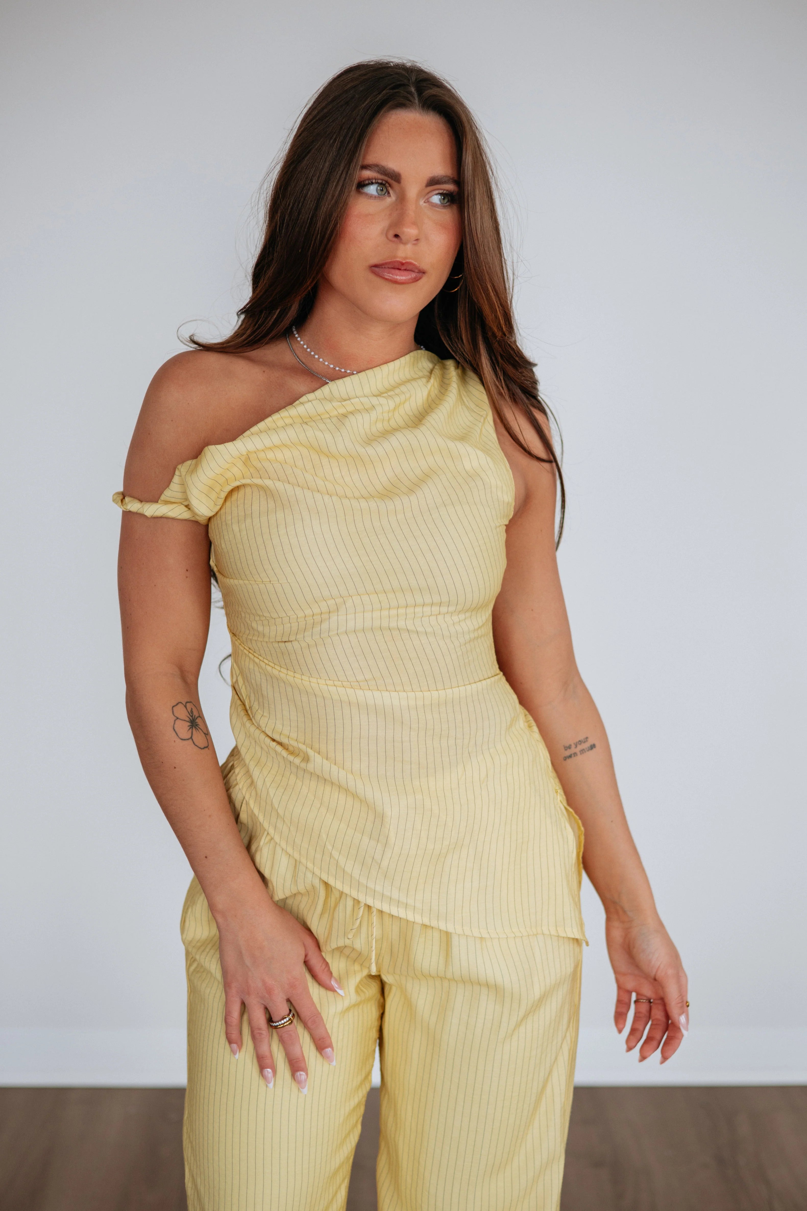 Alessia Off The Shoulder Top