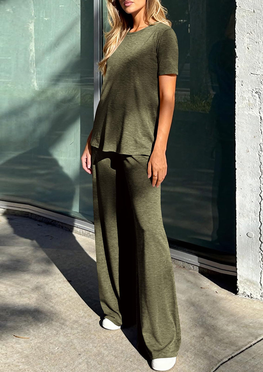 PRETTYGARDEN Summer Lounge Sets for Women 2 Piece Short Sleeve Crewneck Cute Tops and Wide Leg Pants with Pockets Pj Set