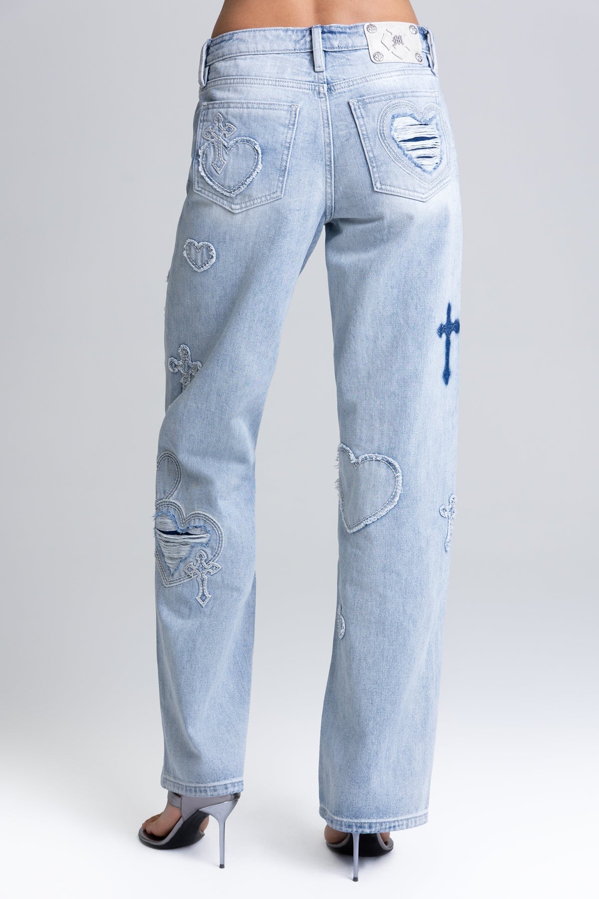 Aryanna Heart Cross Slim Wide