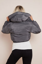 Cropped Puffer Jacket With Hood Padded in Charcoal