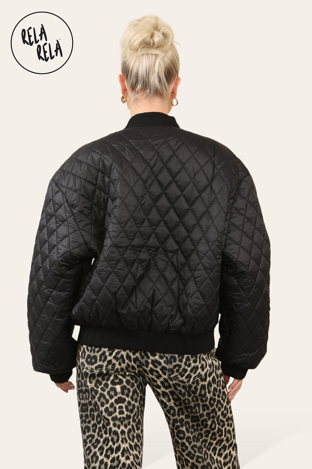 Cropped Quilted Oversize Bomber Jacket Winter Jacket in Black