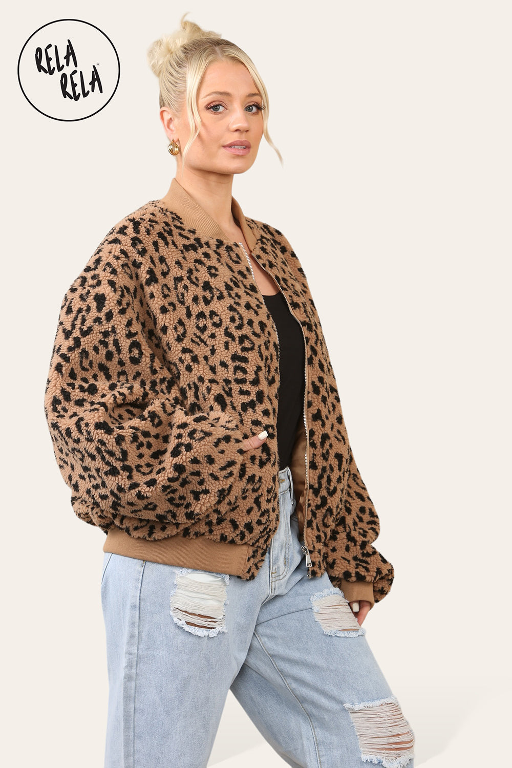 Cropped Quilted Oversize Bomber Jacket Winter Jacket in Leopard Print
