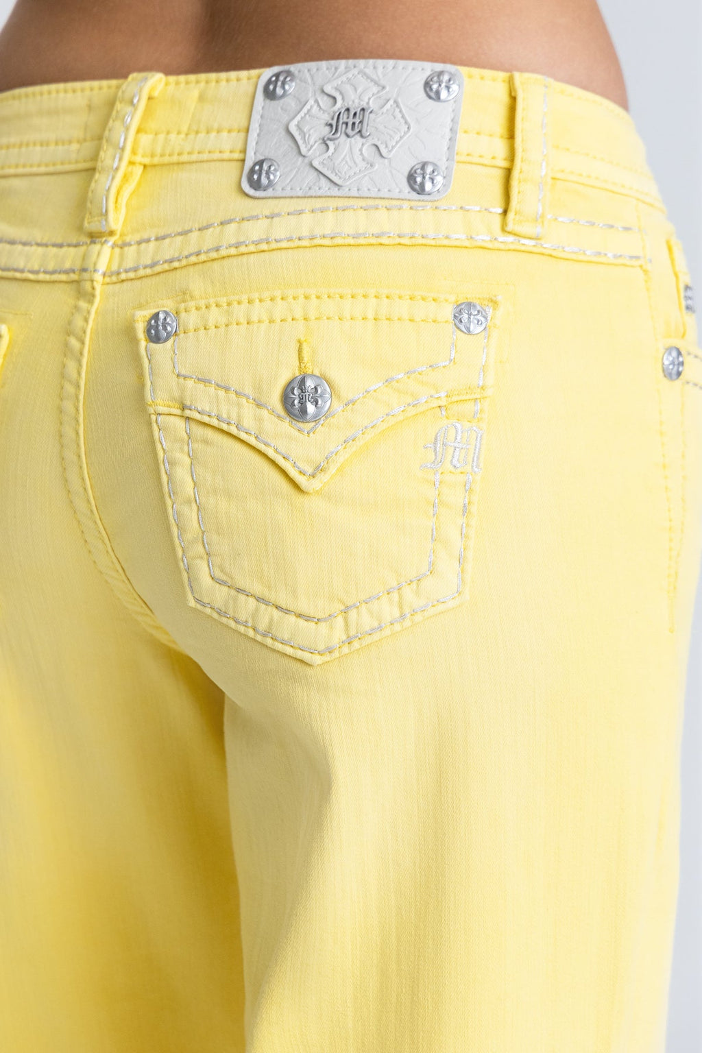 Circuit Wide Leg Jeans