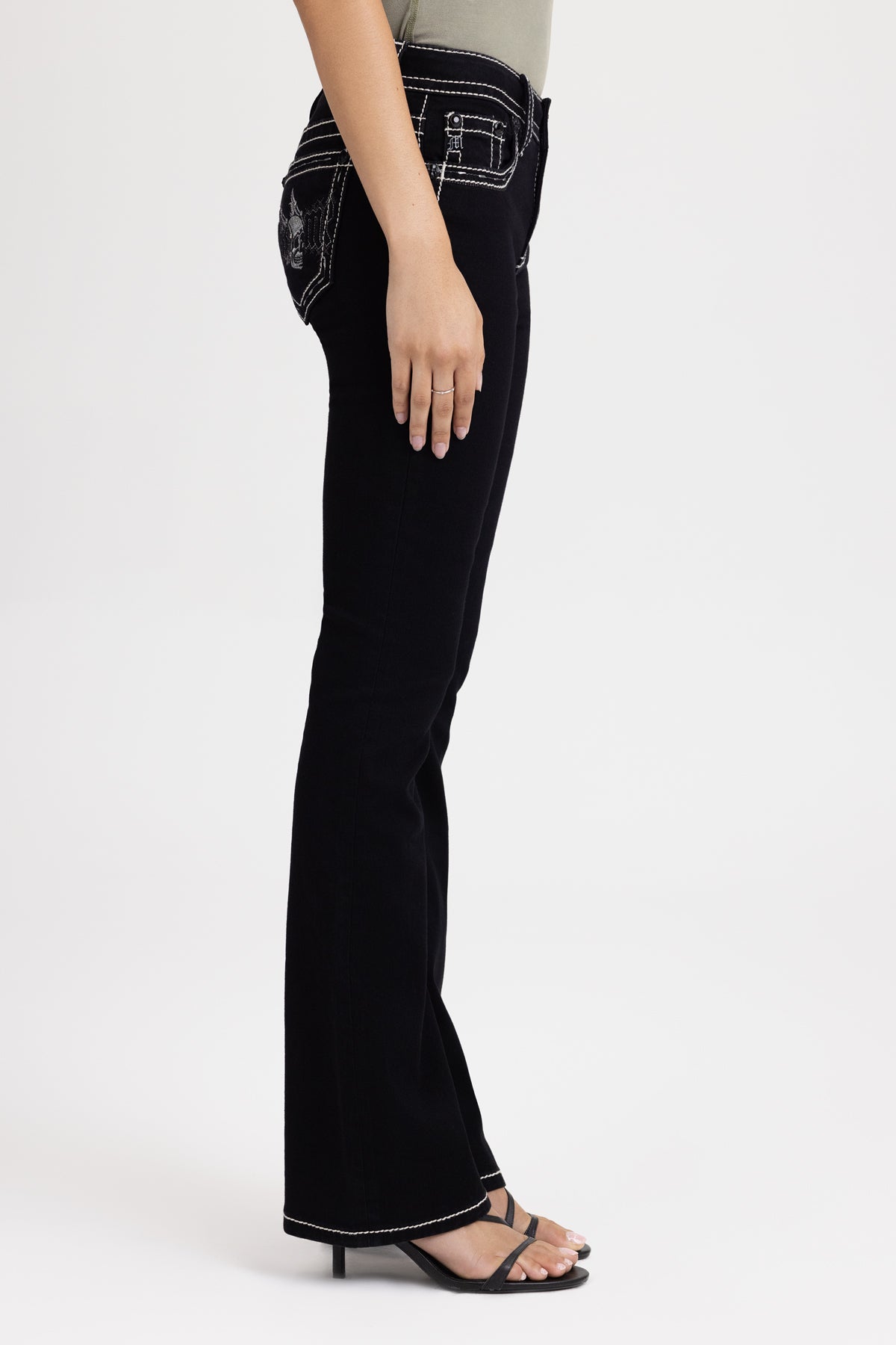 Xander Bootcut Jeans