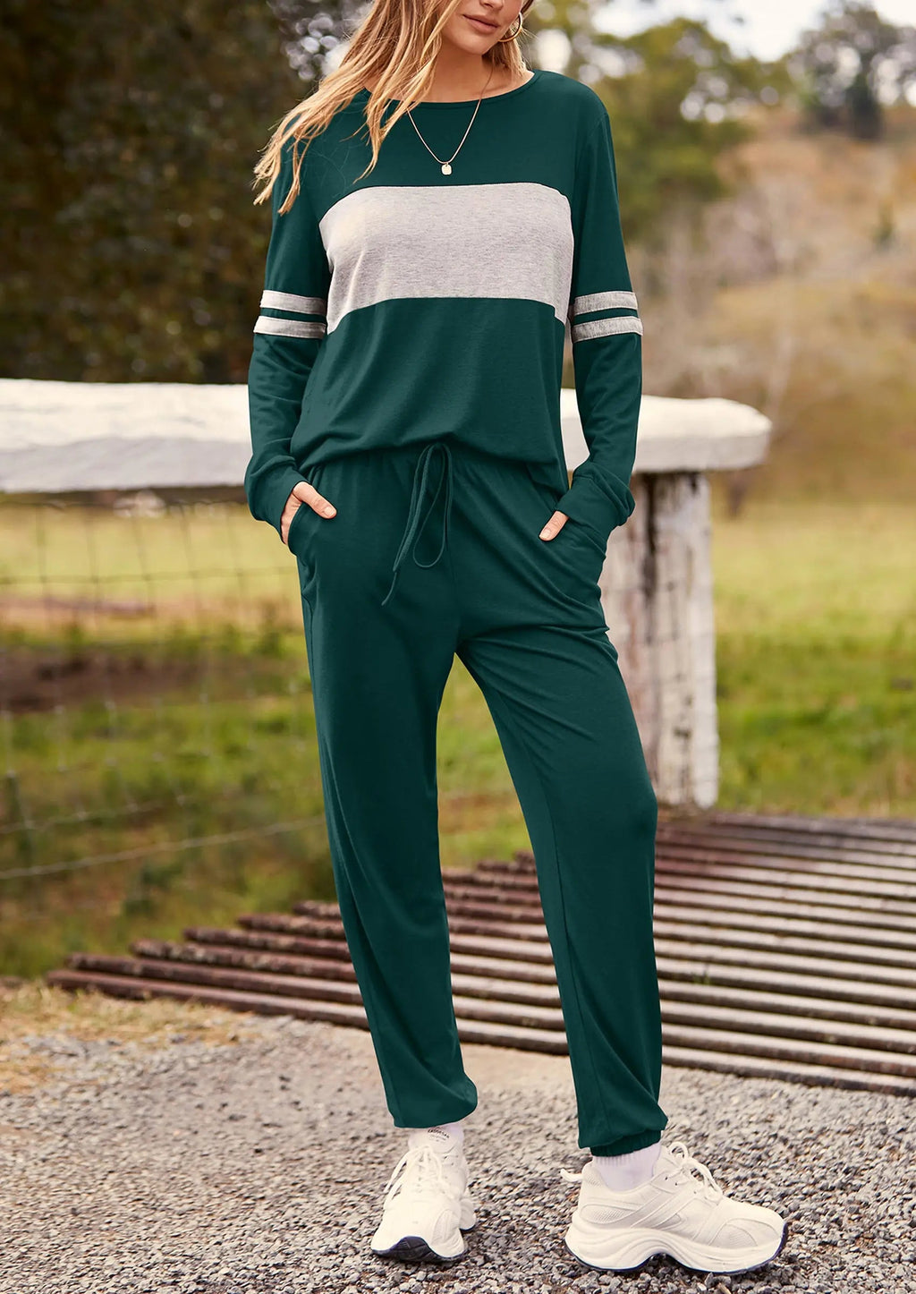 PRETTYGARDEN Women's Color Block 2 Piece Spring Tracksuit Crewneck Long Sleeve Tops Long Sweatpants Outfits Lounge Sets