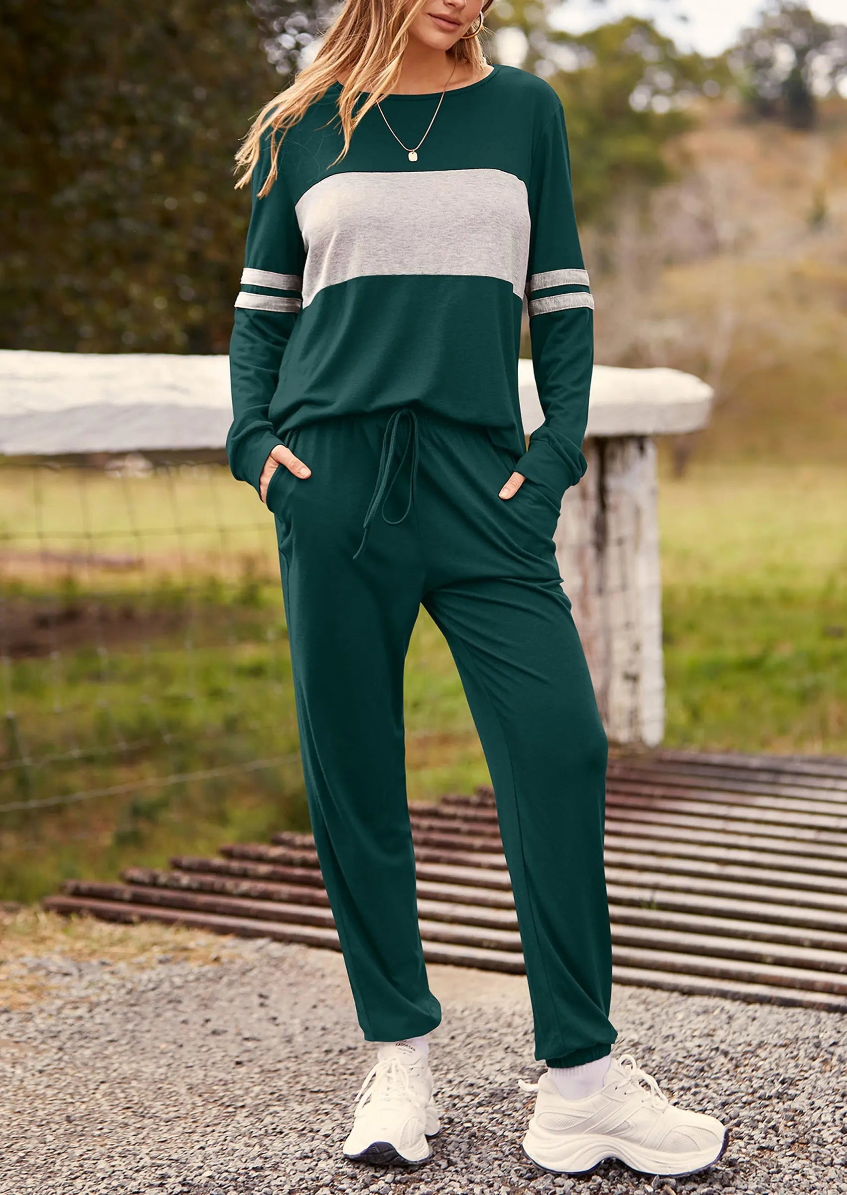 PRETTYGARDEN Women's Color Block 2 Piece Spring Tracksuit Crewneck Long Sleeve Tops Long Sweatpants Outfits Lounge Sets