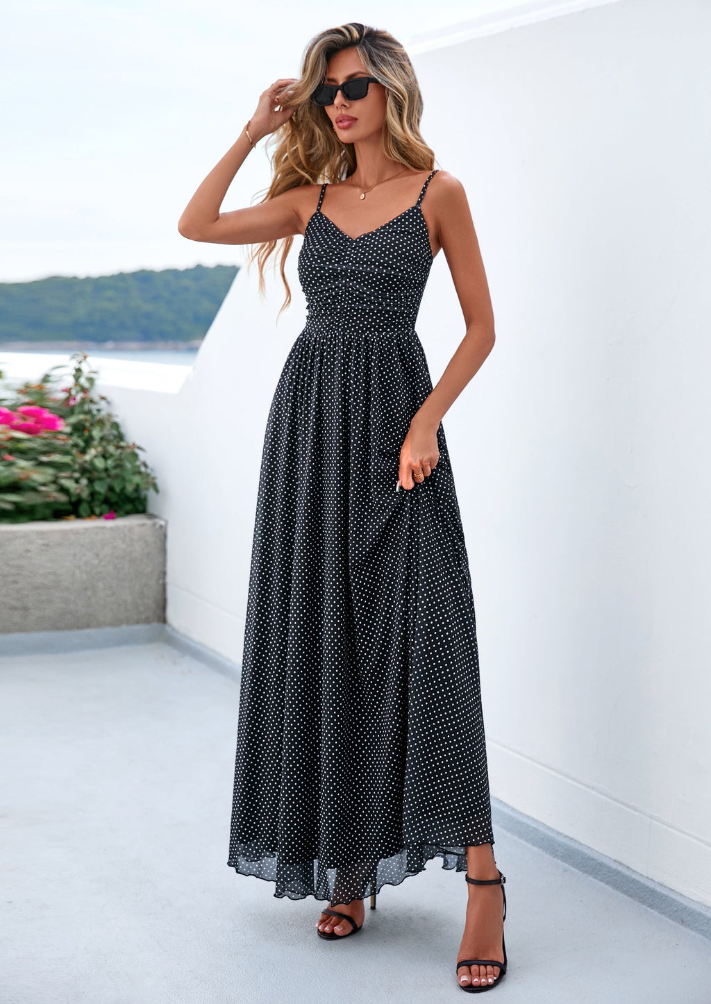 PRETTYGARDEN Women's Floral Maxi Dress Summer Outfits Spaghetti Strap Flowy Long Sundress Beach Vacation Boho Dresses