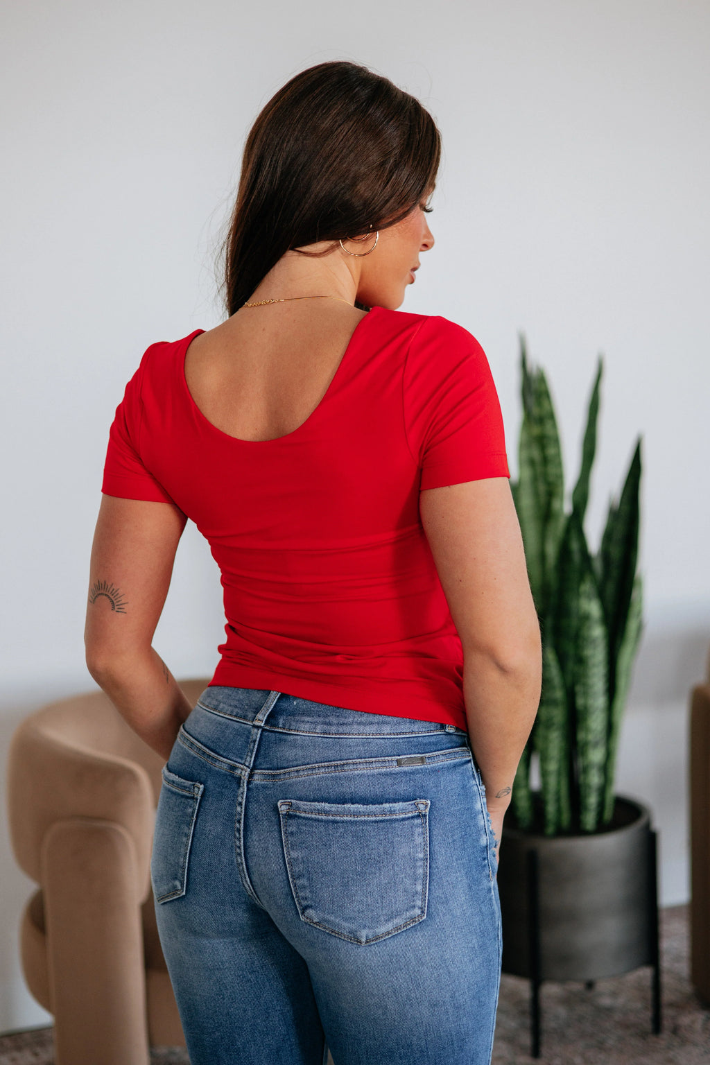 Elaina Basic Top