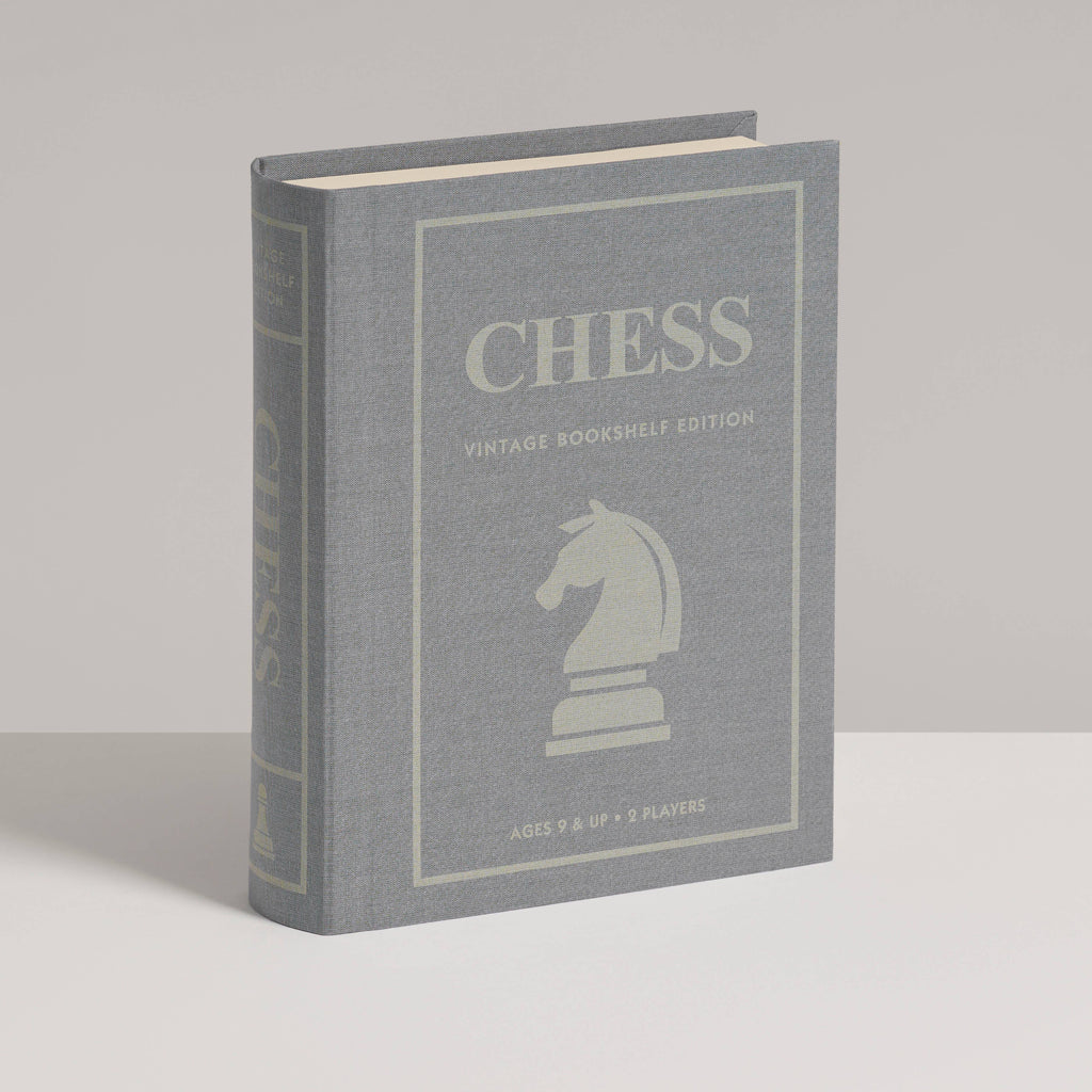 Board Game: Chess Vintage Bookshelf Edition